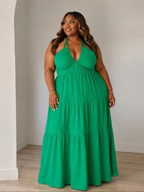 Green Backless Halter Maxi Dress Women’s Size 14 (XXL) Curvy Girl Vacation Dress